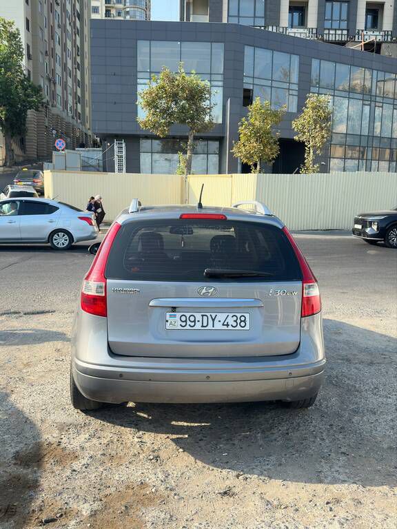 Hyundai i30, 1.6 L, 2010 il, 242 199 km — Avtomobillər, Bakı (2)