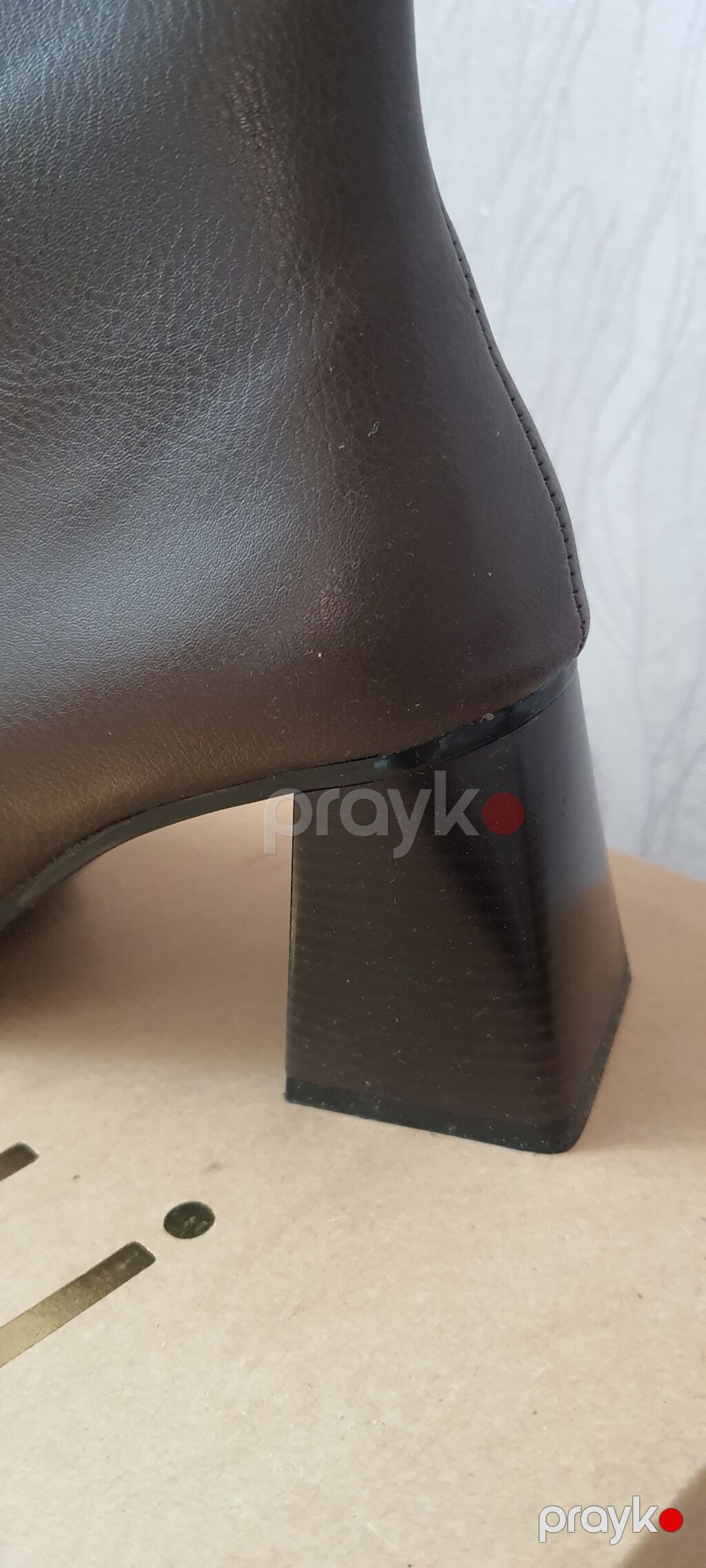 Rissoli markalı qadın botu. Zərif və müasir dizayna malik qəhvəyi — Şəxsi əşyalar, Bakı (6)