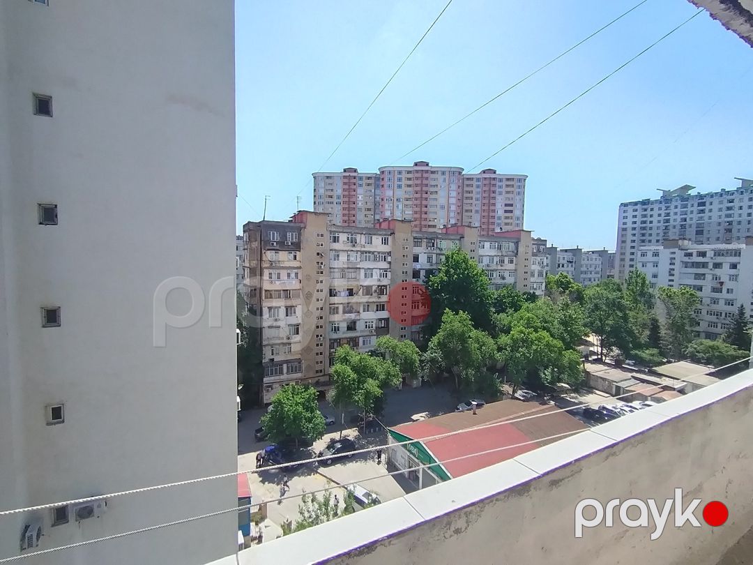 Satılır 2 otaqlı köhnə tikili 65 m² — Mənzil, Bakı (12)