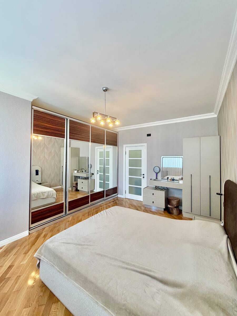 Satılır 3 otaqlı yeni tikili 135 m² — Mənzil, Bakı (10)