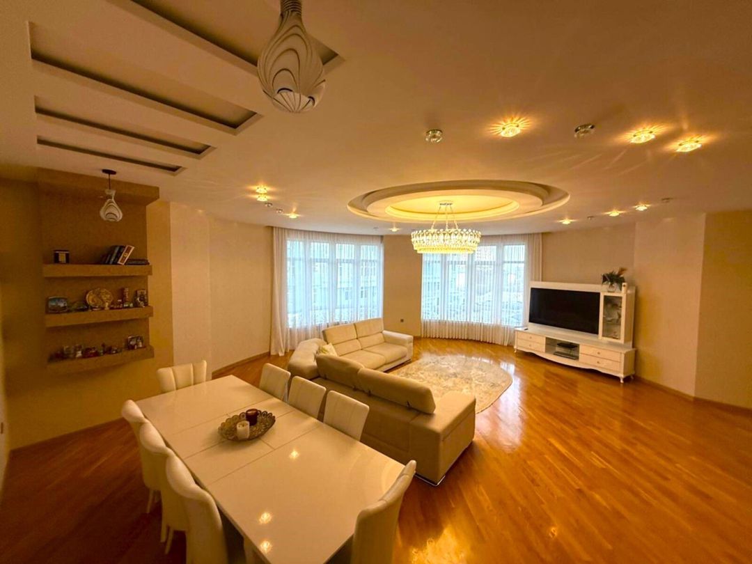 Satılır 4 otaqlı yeni tikili 242 m² — Mənzil, Bakı (3)