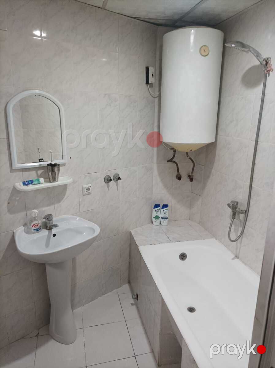 Satılır 2 otaqlı köhnə tikili 60 m² — Mənzil, Bakı (12)
