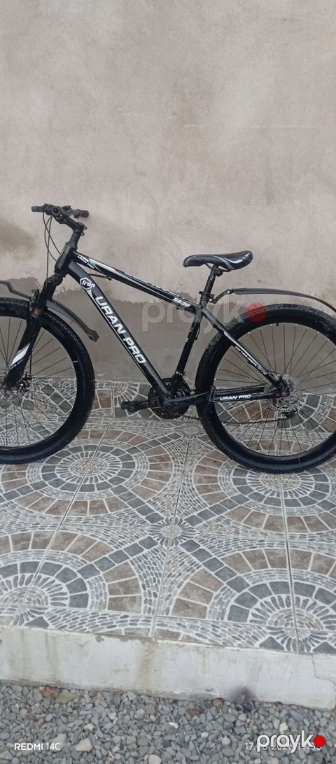 URAN PRO Iron SS30 dağ velosipedi - Korpus: yüngül və möhkəm