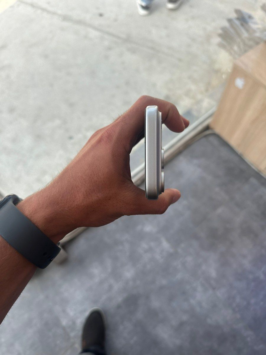 Apple iPhone 17 Pro Silver 1TB/12GB — Smartfonlar, Bakı (4)
