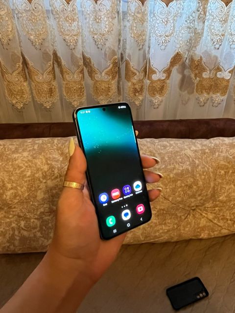 Samsung Galaxy S22 5G Green 128GB/8GB — Bakı