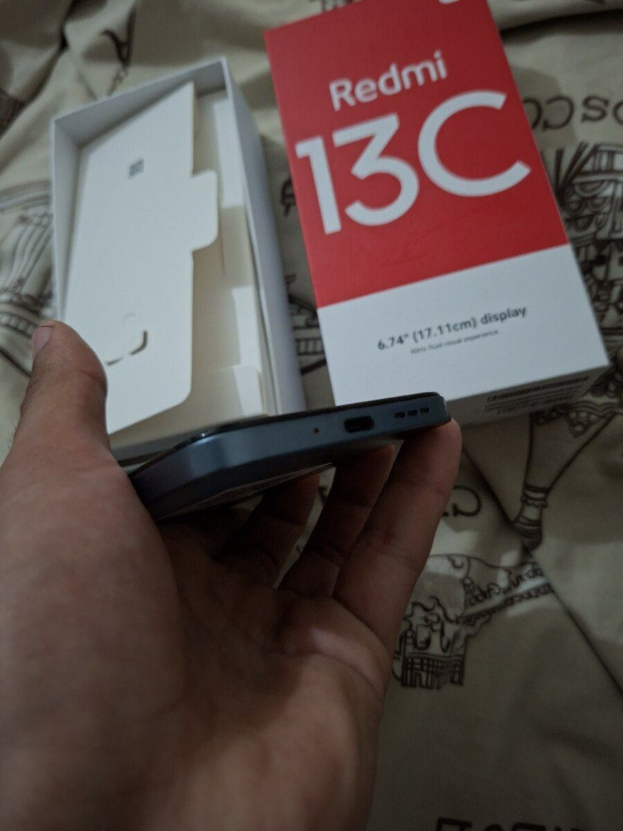 Xiaomi Redmi 13 5G Hawaiian Blue 128GB/8GB — Mallar, Bakı (4)