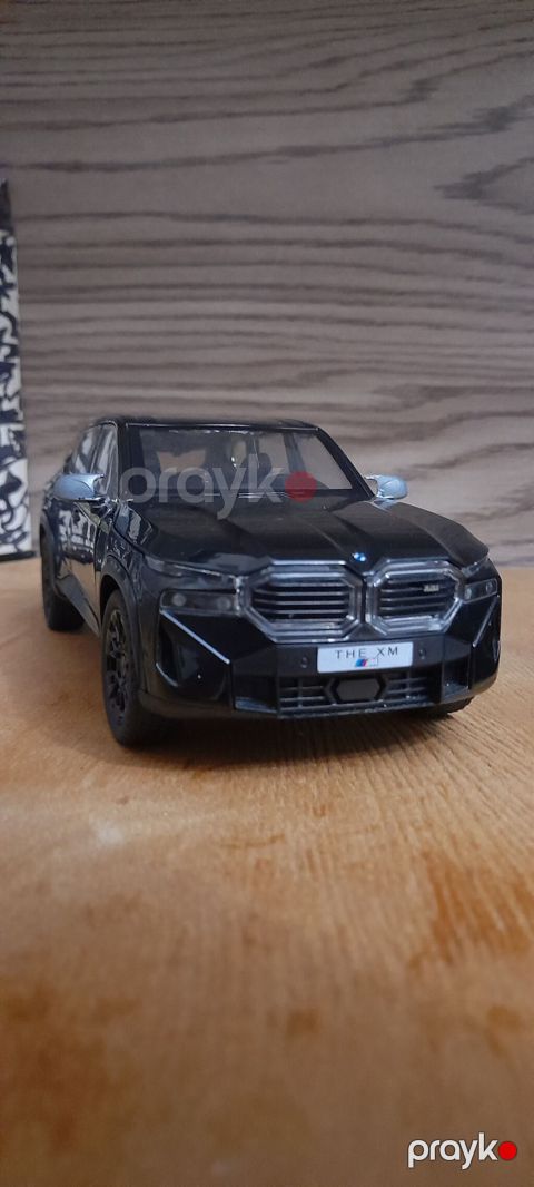 BMW XM 1:24 ölçüdə model avtomobil — Bakı