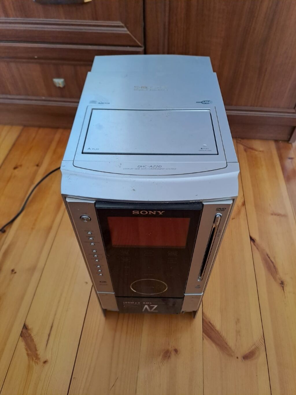 Musiqi merkezi 50 manat isleyib islememeyini bilmirem2 kaset ve disk