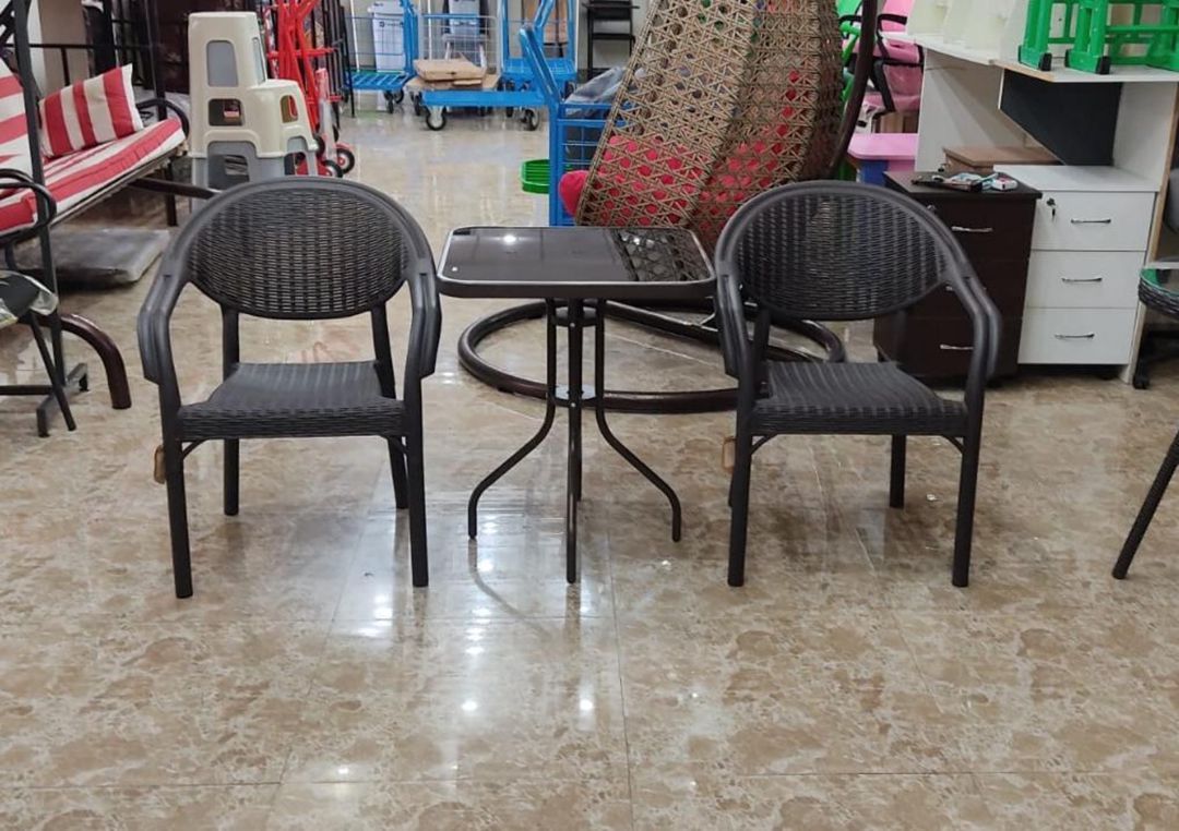 Masa və oturacaqlar — Mallar, Bakı (3)