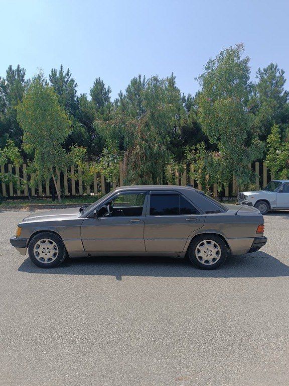 Mercedes 190, 1.8 L, 1990 il, 377 300 km — Avtomobillər, Bakı (4)