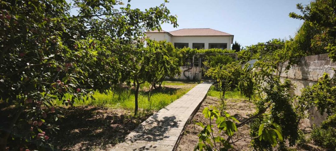 Satılır 3 otaqlı həyət evi/bağ evi 190 m² — Ev, villa, Bakı (2)