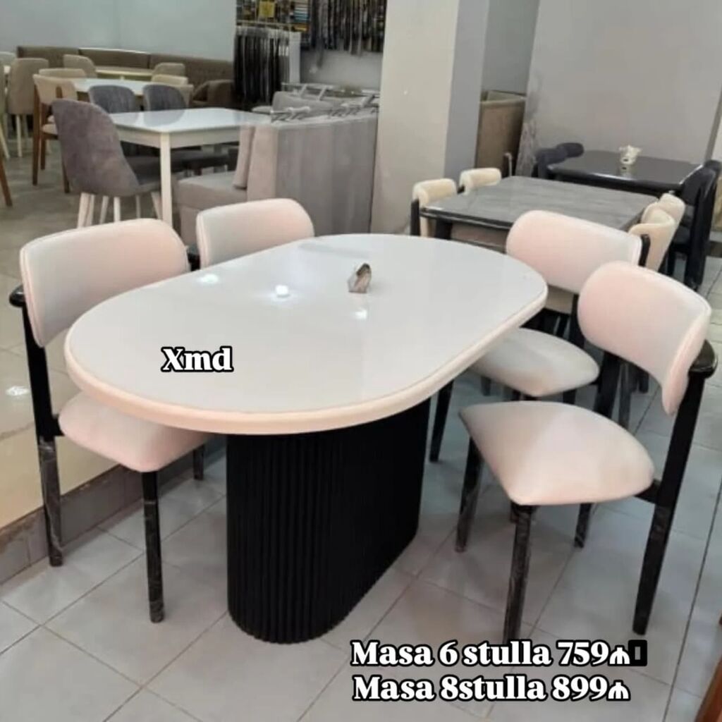 Oval formalı yemək masa dəsti. - Stabil, zolaqlı qara postament