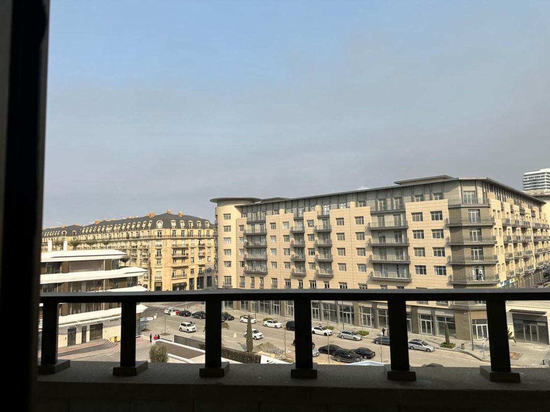 Satılır 4 otaqlı yeni tikili 140 m² — Mənzil, Bakı (7)
