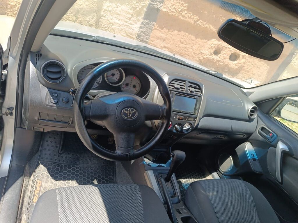Toyota RAV4: 2 l | 2003 il Universal — Avtomobillər, Xırdalan (5)