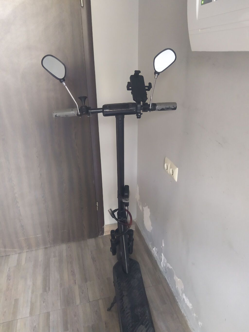 İşlənmiş Elektrik samokat 10", > 1000 Vt, 36 - 45 km/s — Mallar, Bakı (2)