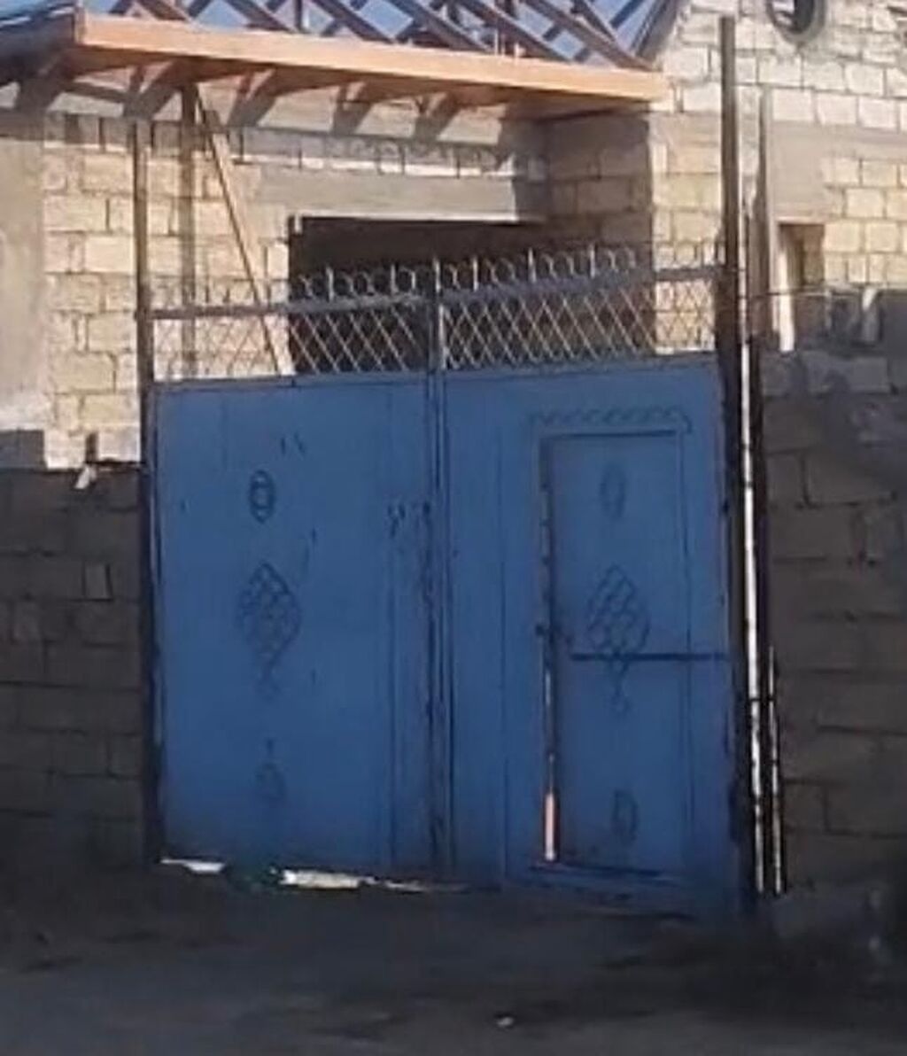 Metall darvaza və piyada giriş qapısı dəsti. Xüsusiyyətlər: - Ölçü