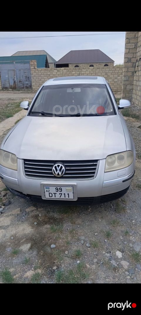 Volkswagen Passat: 1.8 l | 2004 il Sedan — Gəncə