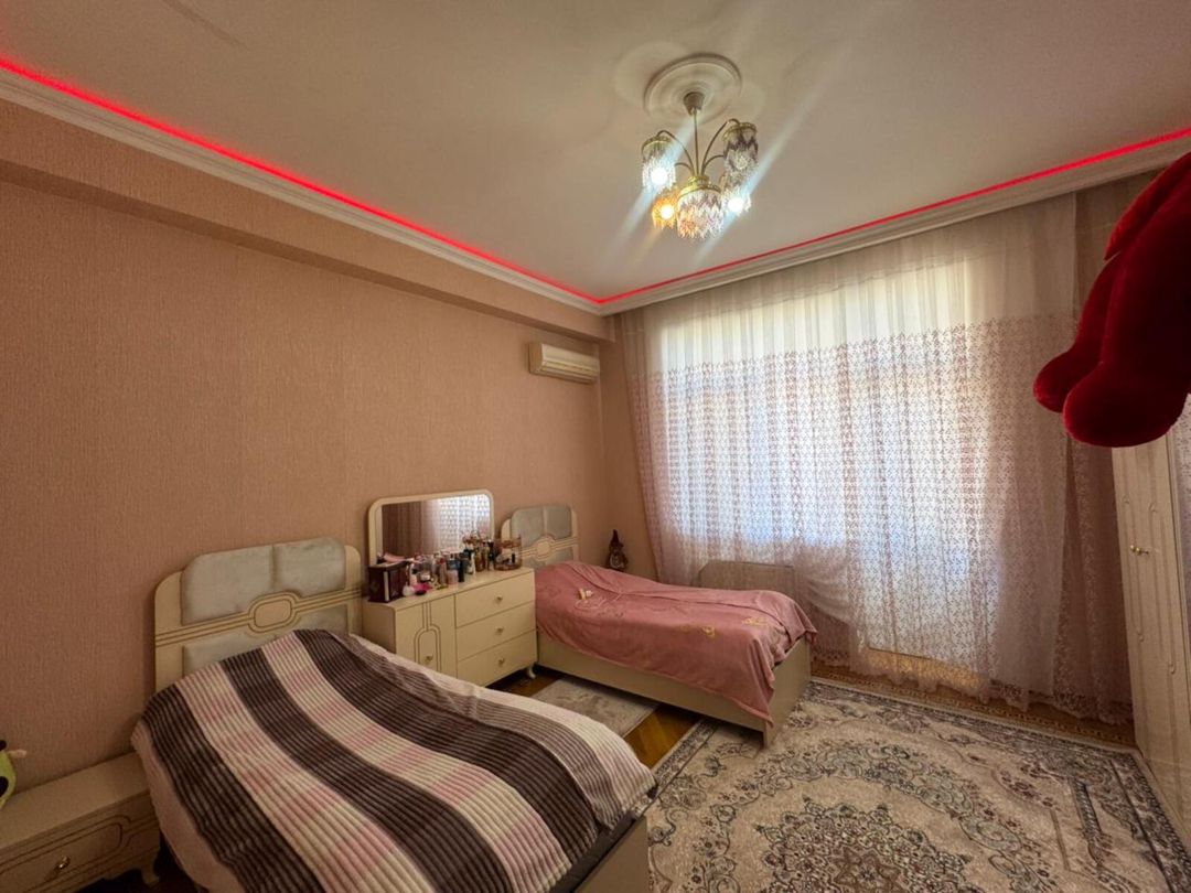 Satılır 4 otaqlı yeni tikili 190 m² — Mənzil, Bakı (9)