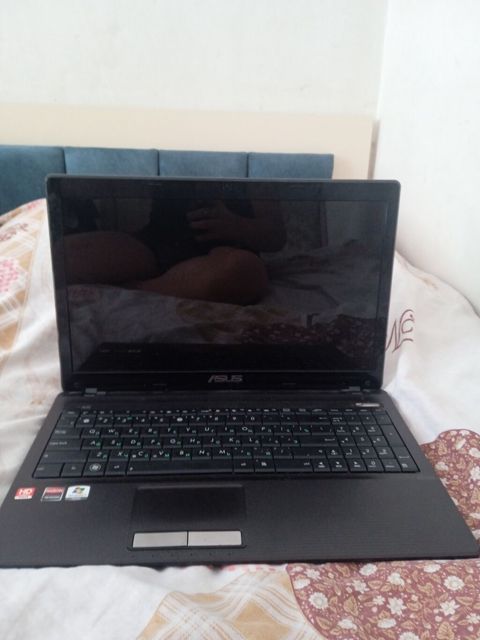 ASUS noutbuk K52/K53 seriyası, 15.6", AMD Radeon, Windows 7