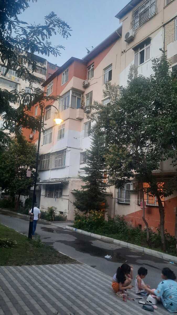 Satılır 2 otaqlı köhnə tikili 45 m² — Mənzil, Bakı