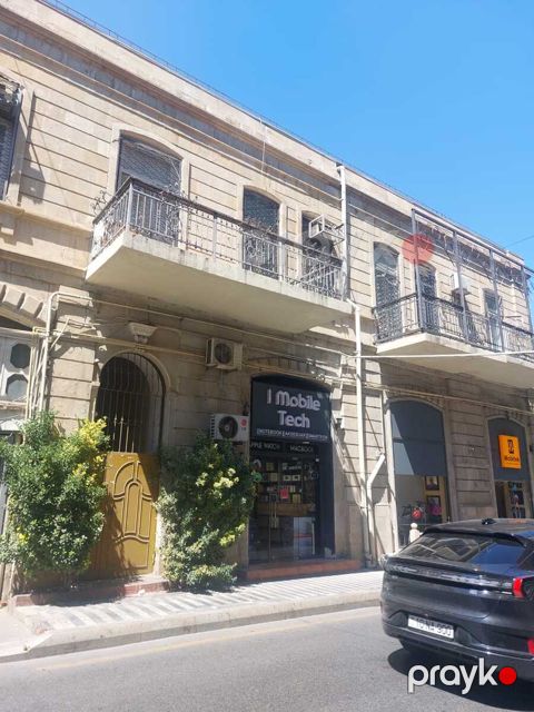 Satılır 2 otaqlı köhnə tikili 45 m²