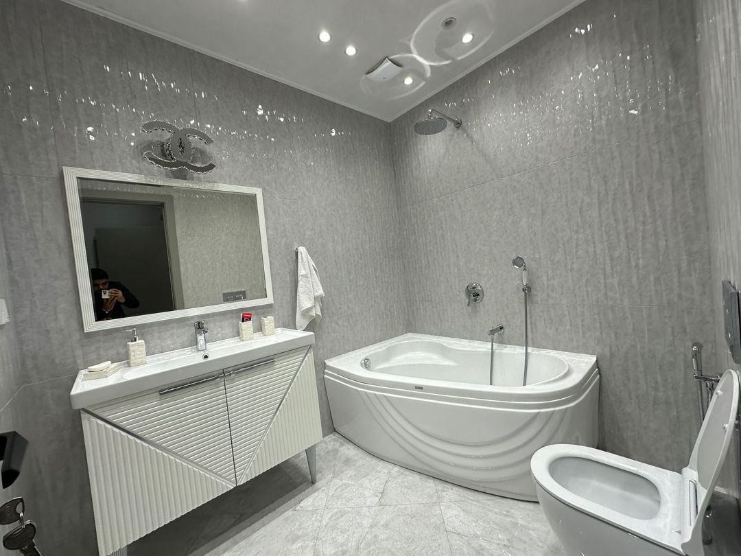 İcarəyə verilir 3 otaqlı yeni tikili 160 m² — Mənzil, Bakı (10)