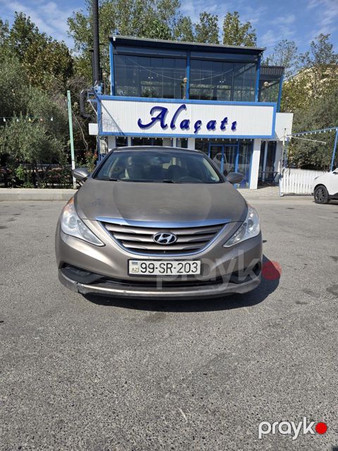 Hyundai Sonata, 2.4 L, 2014 il, 300 000 km