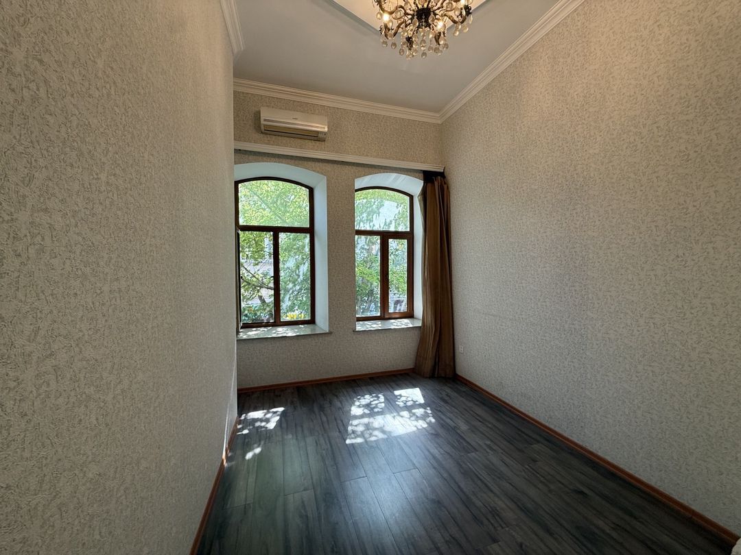 Satılır 3 otaqlı köhnə tikili 111 m² — Mənzil, Bakı (8)
