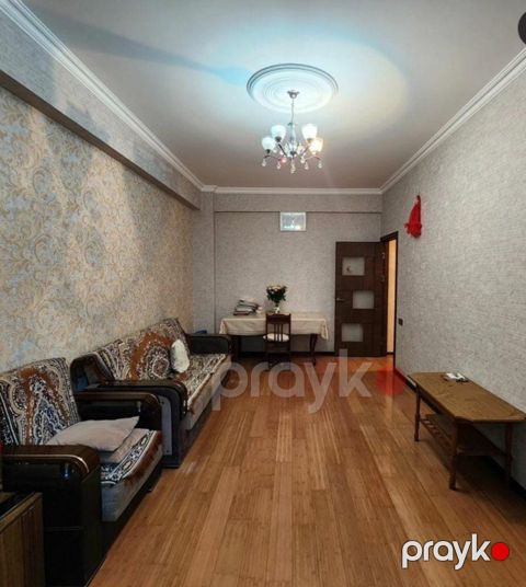 Satılır 2 otaqlı yeni tikili 60 m²