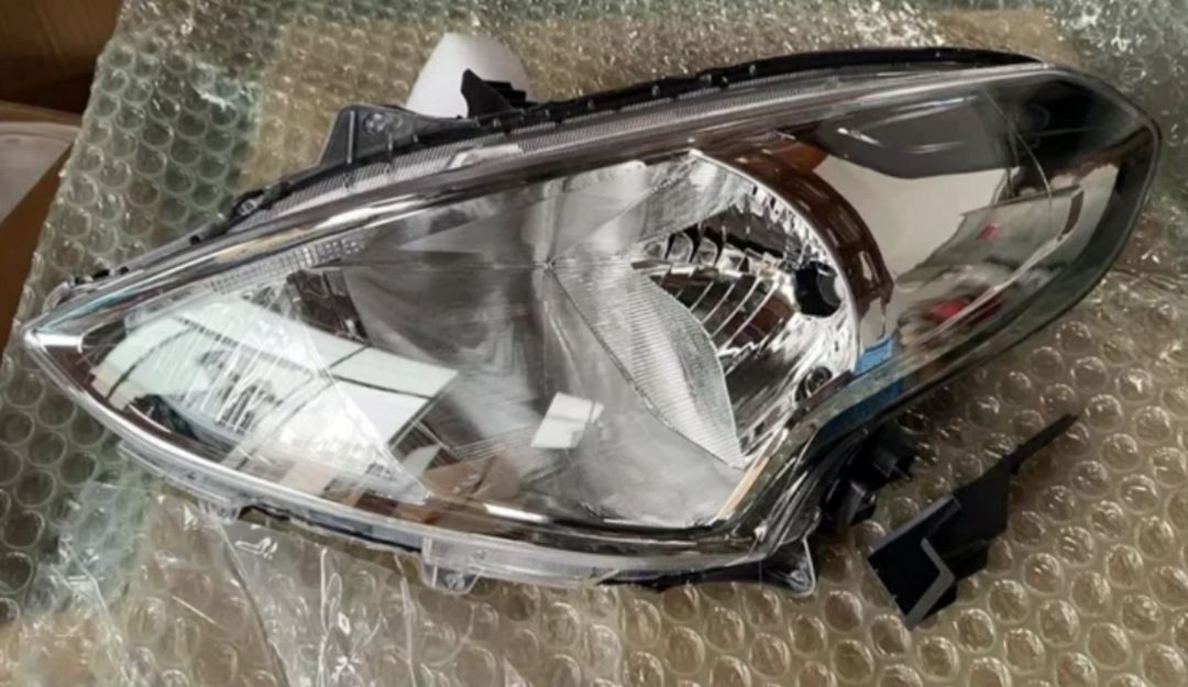 Nissan Sunny 2014-2019 farası — Ehtiyat hissələri və aksesuarlar, Bakı
