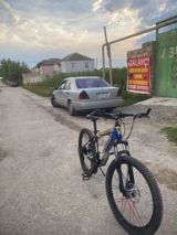 NIKKUS dağ velosipedi - Rəng: mavi/sarı/qara dizayn, çərçivədə — Велосипеды