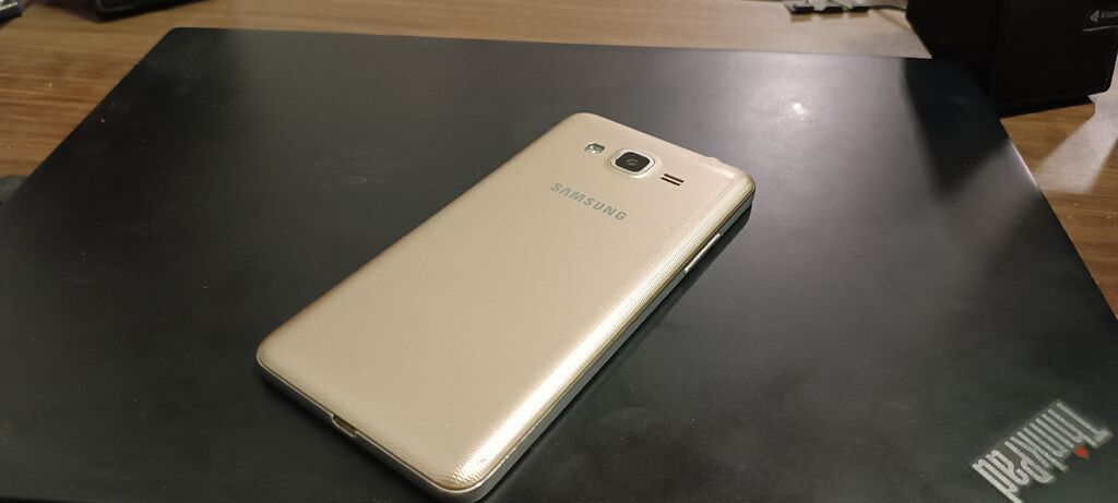 Samsung 8 GB, rəng - Qızılı, İki sim kartlı — Samsung, Bakı (2)
