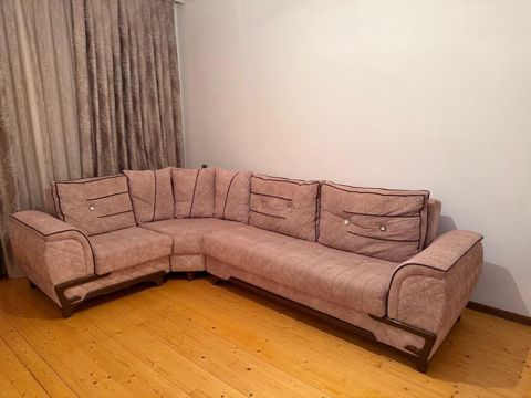 Divan satılır 440₼. açılır bazası var.Ünvan Buzovna. 7555. Fatimə99