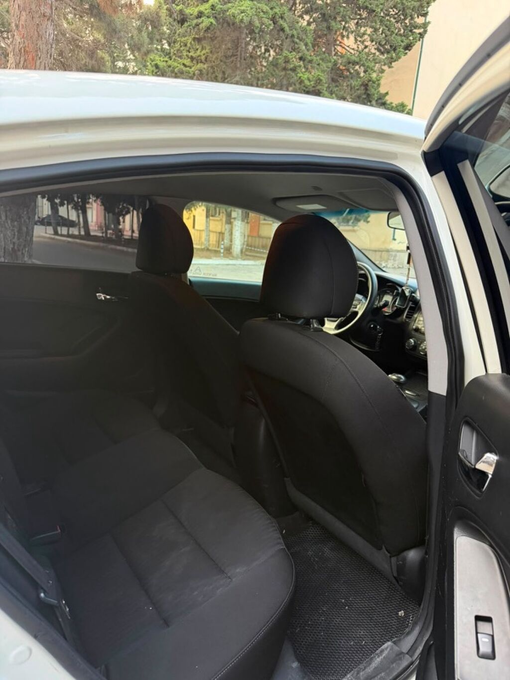 Kia forte səliqəli sürülüb mator karopkada heç bir problem yoxdur — Avtomobillər, Bakı (3)