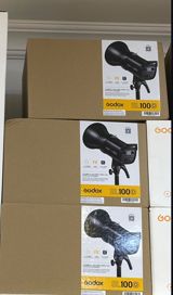 Godox SL100 — Electronics