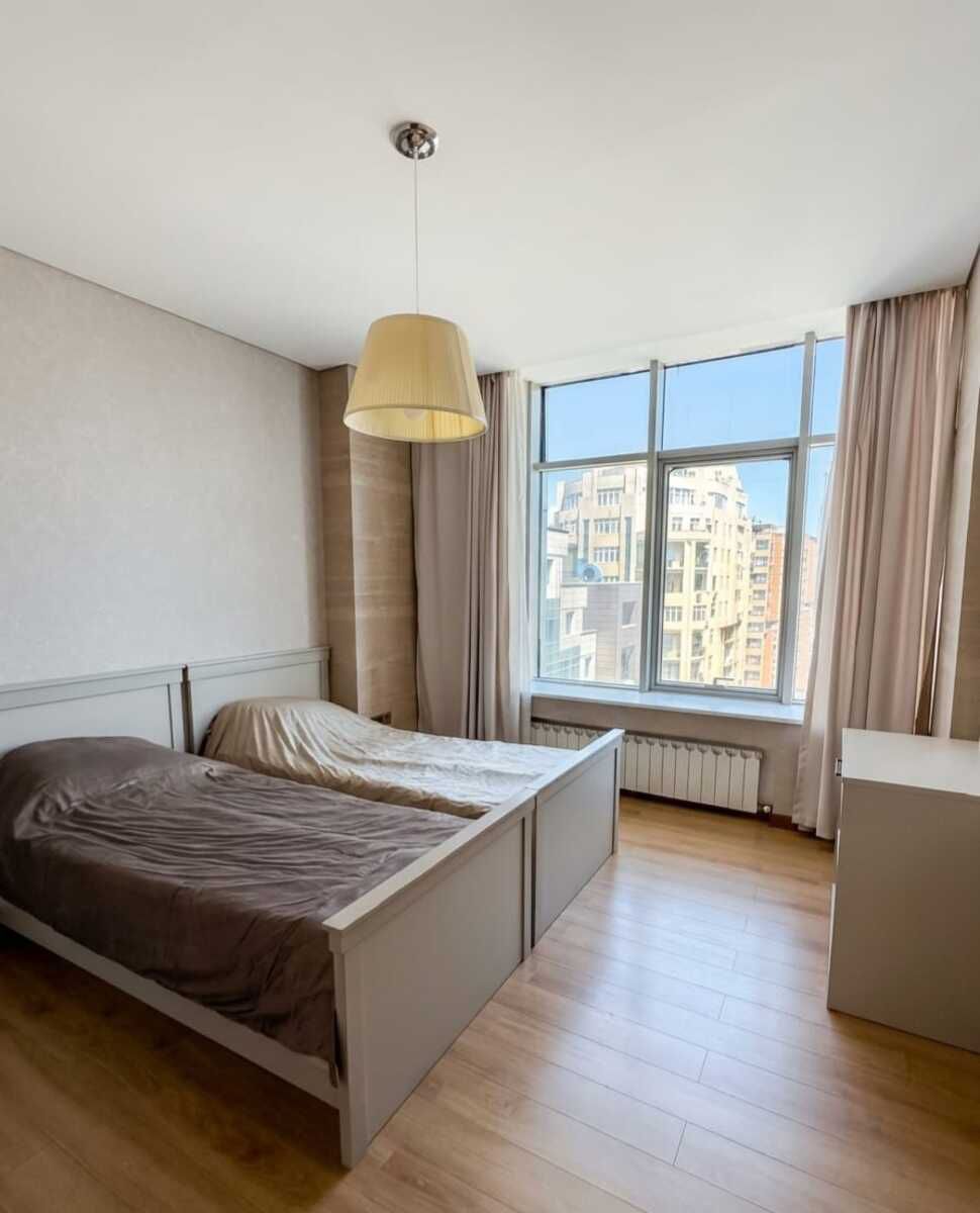 İcarəyə verilir 4 otaqlı yeni tikili 210 m² — Mənzil, Bakı (8)