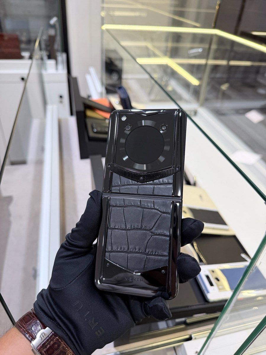 Vertu Ironflip Alligator Skin Basalt Black 512GB/12GB — Mallar, Bakı