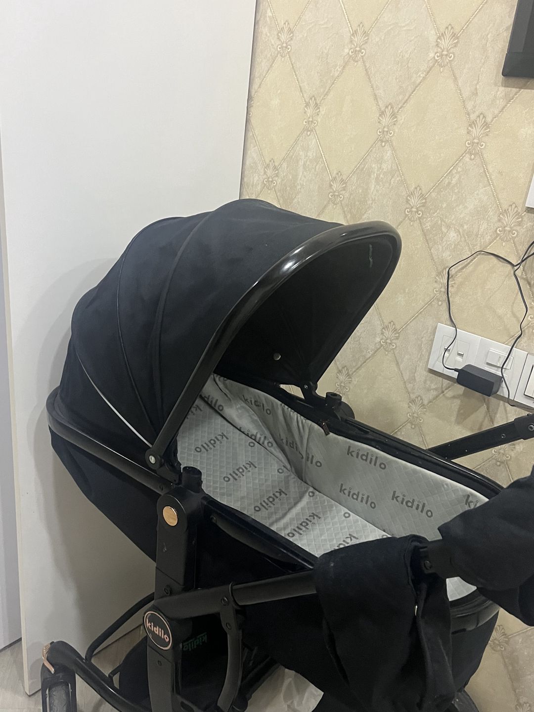 Kidilo Platinum Collection körpə arabası