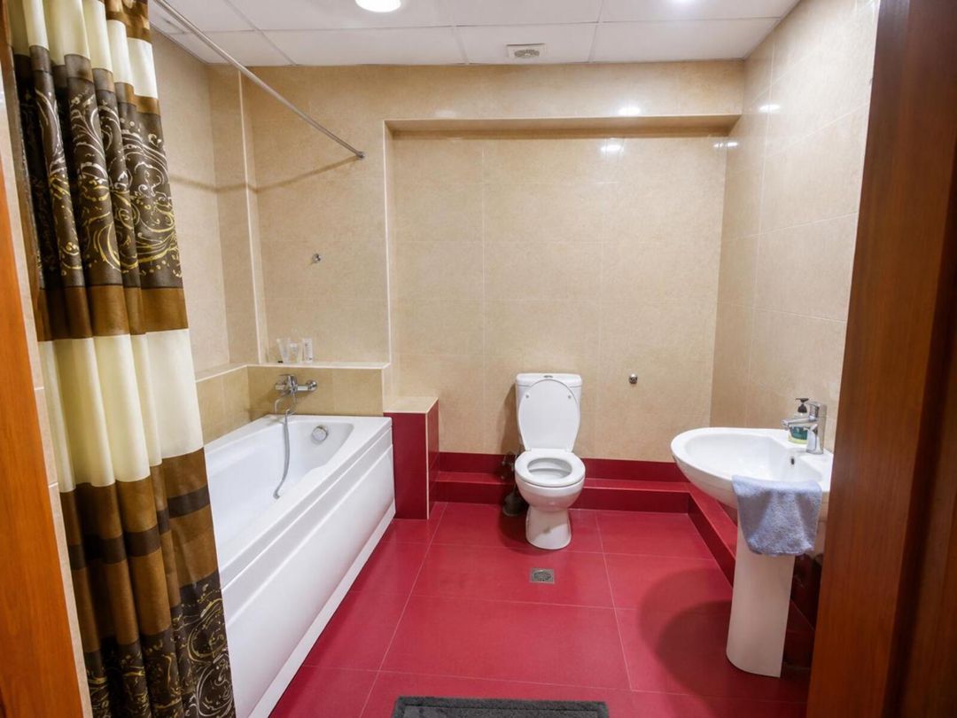 Satılır 3 otaqlı köhnə tikili 108 m² — Mənzil, Bakı (11)