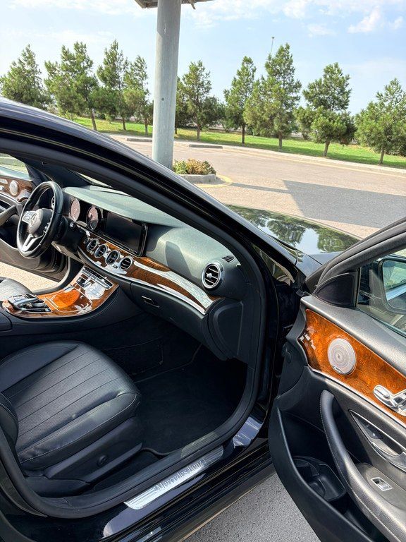 Mercedes E 300, 2.0 L, 2019 il, 167 000 km — Avtomobillər, Bakı (12)