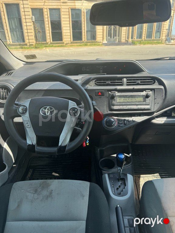Toyota Prius C, 1.5 L, 0.9 kWh, 2015 il, 310 000 km — Avtomobillər, Bakı (4)