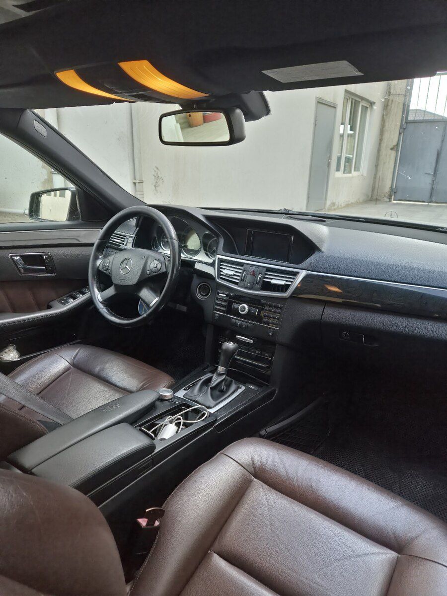 Mercedes E 220, 2010 il — Avtomobillər, Bakı (6)