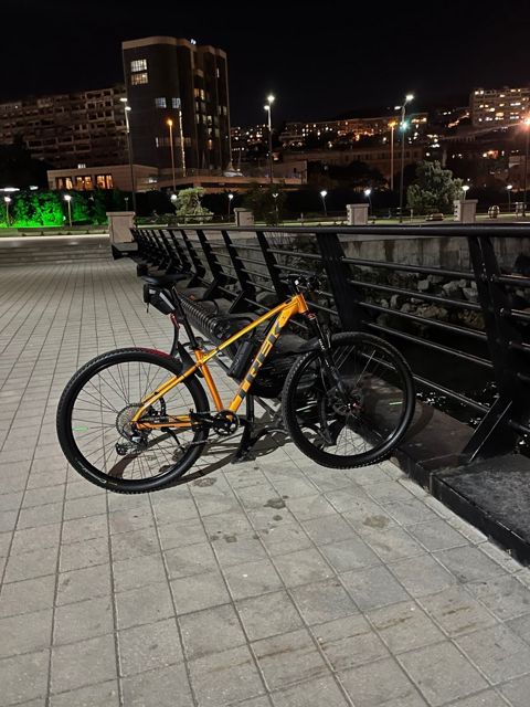 Velosiped Trek marlin 5