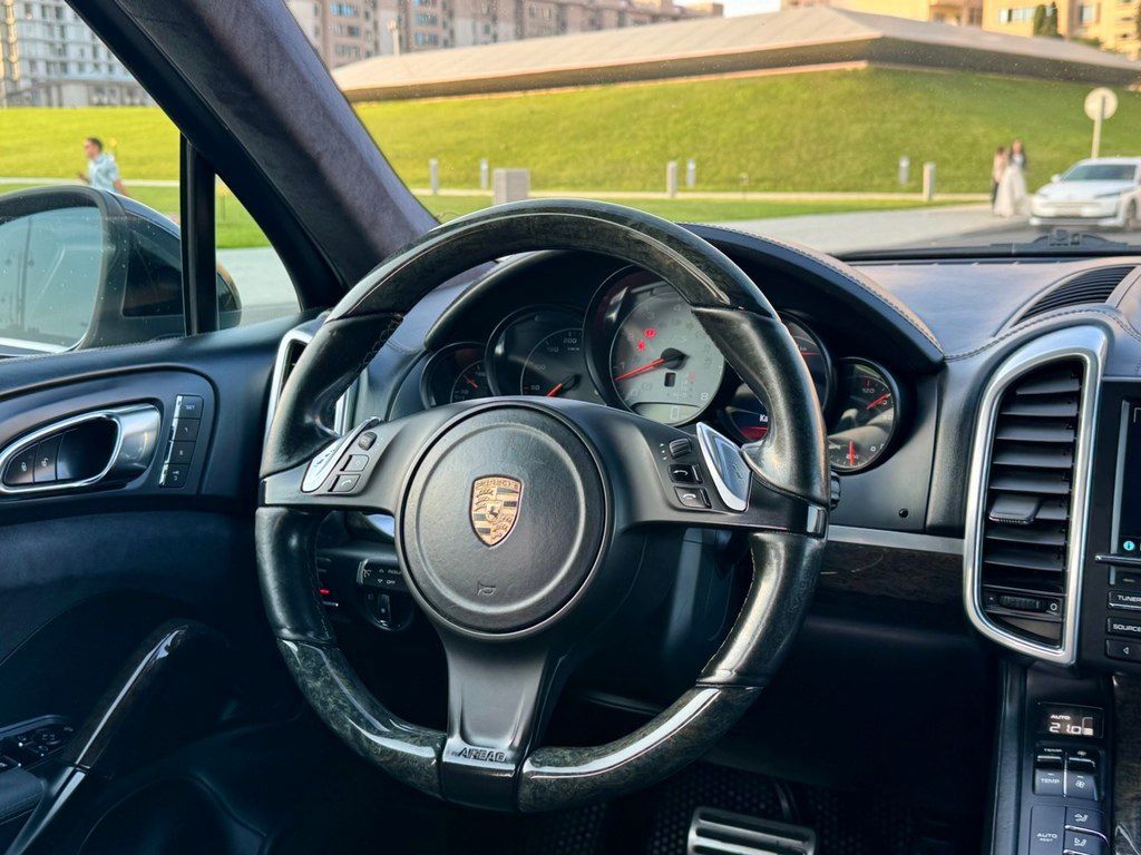 Porsche Cayenne Turbo S, 4.8 L, 2014 il, 220 000 km — Avtomobillər, Bakı (12)