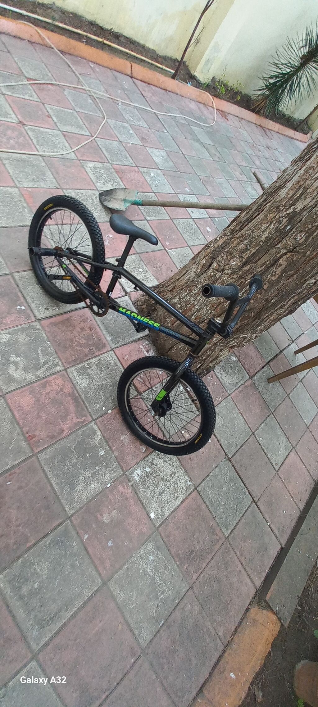 BMX tipli uşaqlar/yeniyetmələr üçün velosiped - Rəng: qara, yaşıl — BMX, Bakı