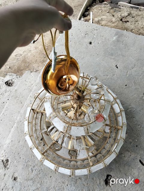 Çılçıraq, Metal