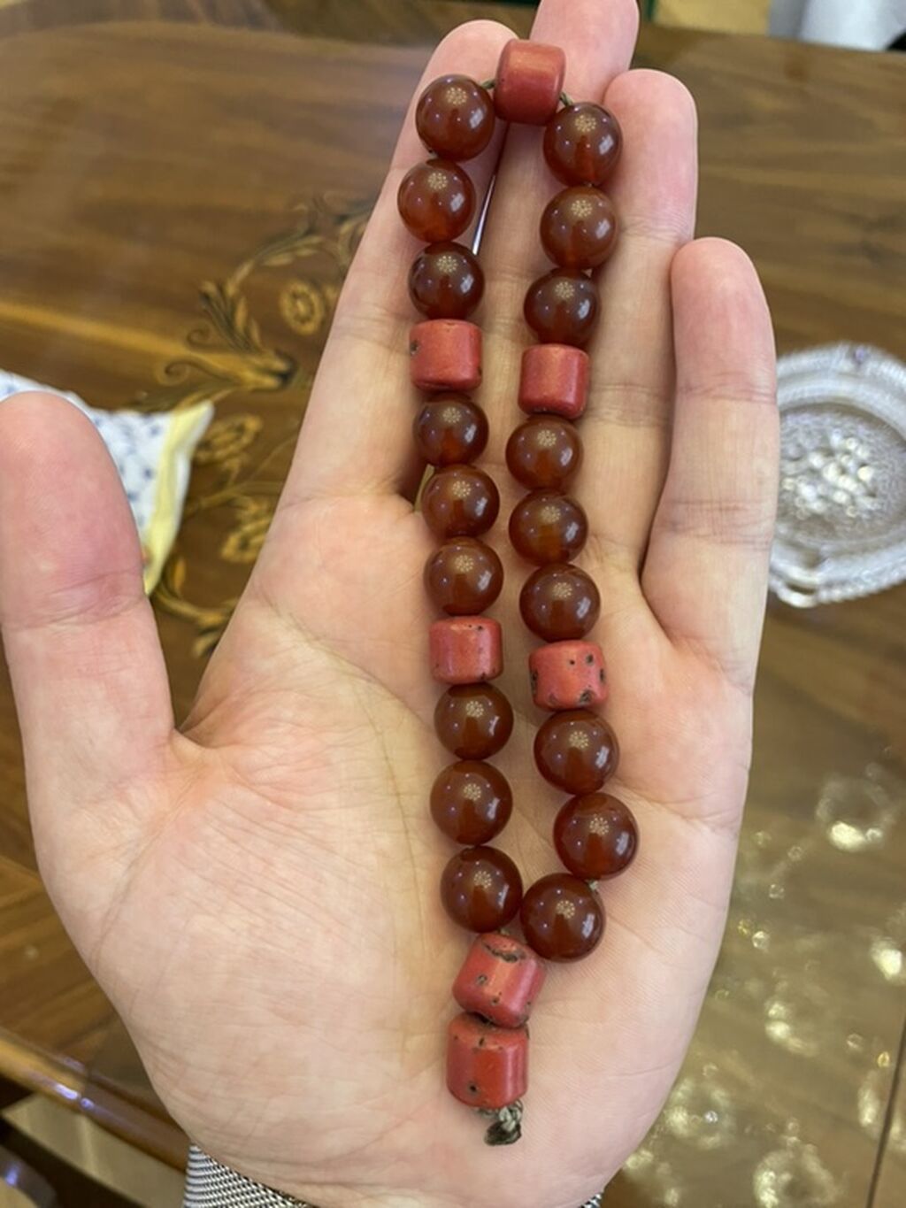 Qədimi Mərcan və Yemən əqiqi — Aksesuarlar, Bakı