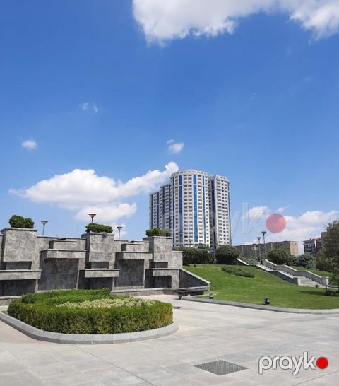 Satılır 2 otaqlı yeni tikili 74 m²