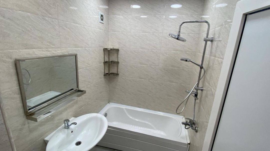 İcarəyə verilir 2 otaqlı yeni tikili 100 m² — Mənzil, Bakı (8)