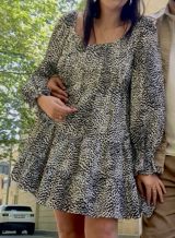 Qara-ağ xallı naxışlı mini don - Model: A-kəsimli, pilləli ətəkli — Mallar